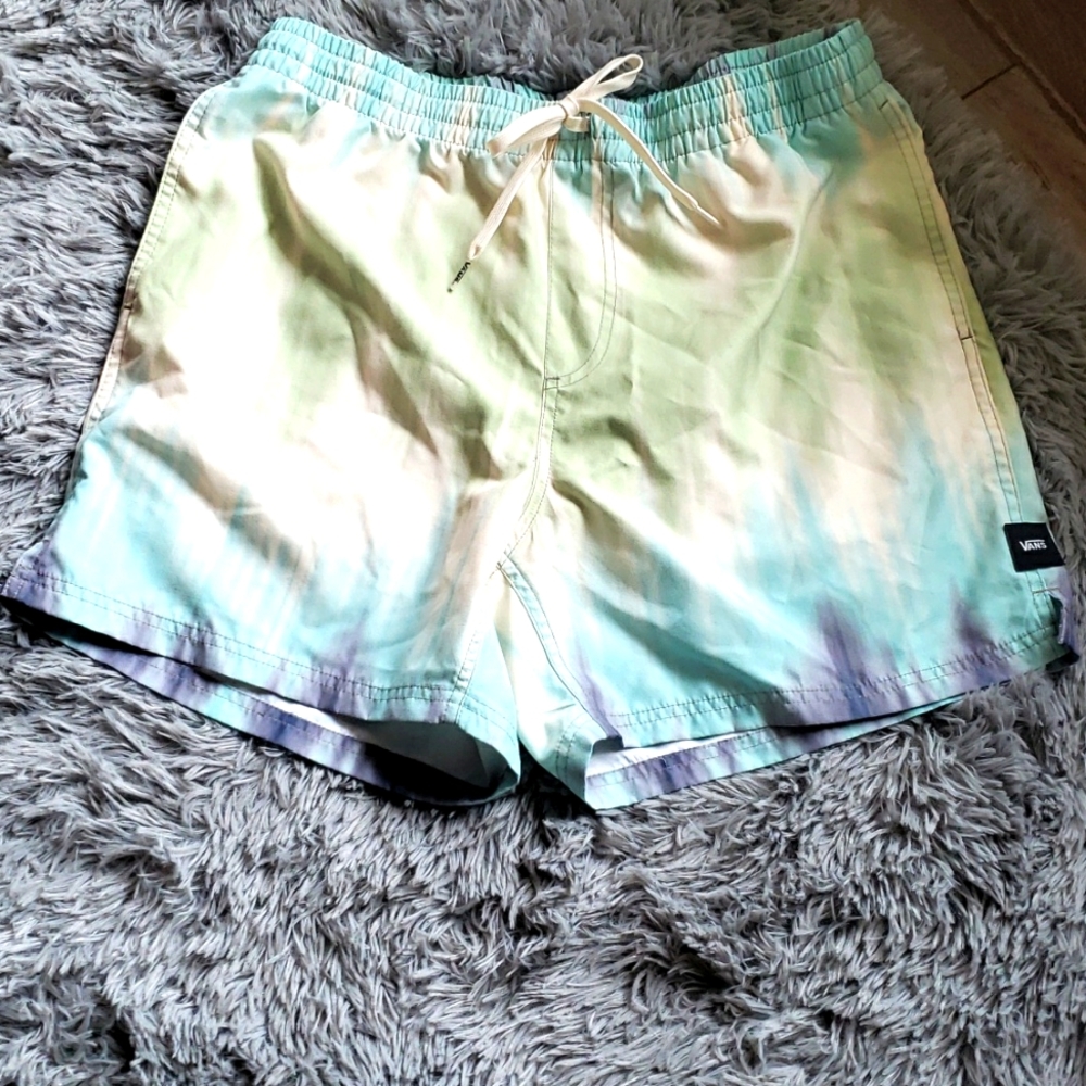 Van's Mixed 16" Volley shorts.